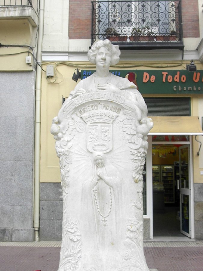Monumento a Loreto Prado