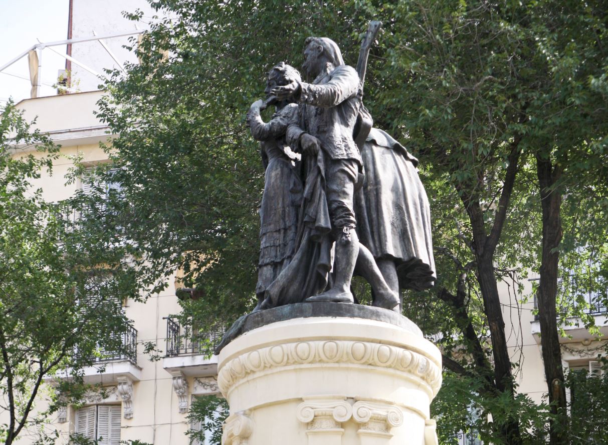 Monumento a los saineteros