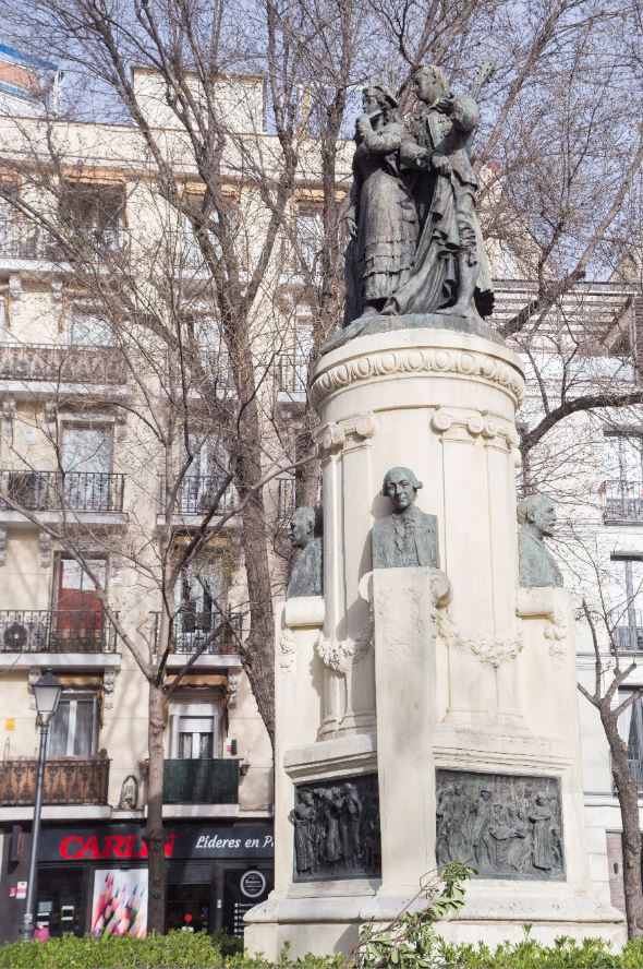 Monumento a los saineteros